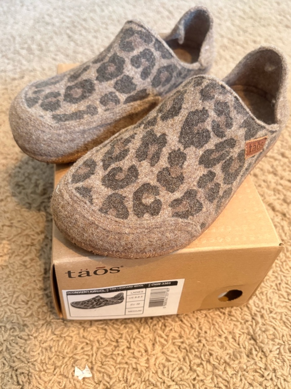 Taos Footwear Kids Leopard Wool Slip-Ons in Brown and Gray